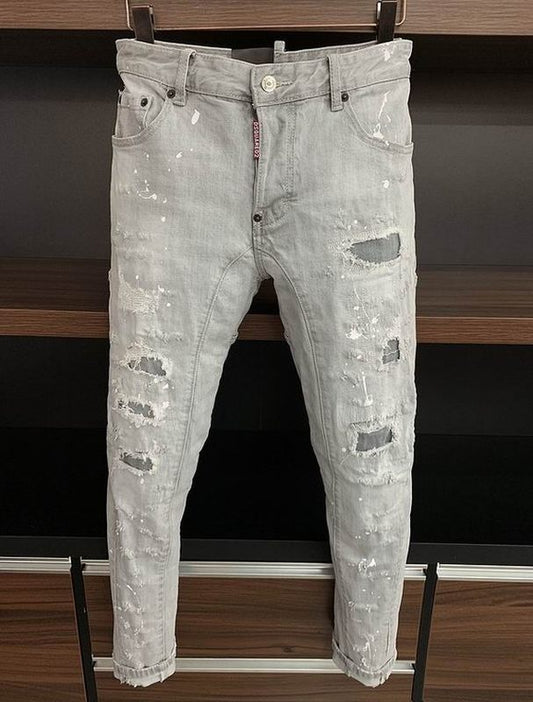 les jeans DSquared2 pour homme combinent performance et style avec une touche de robustesse urbaine. distinctif.pas cher.le moins cher.