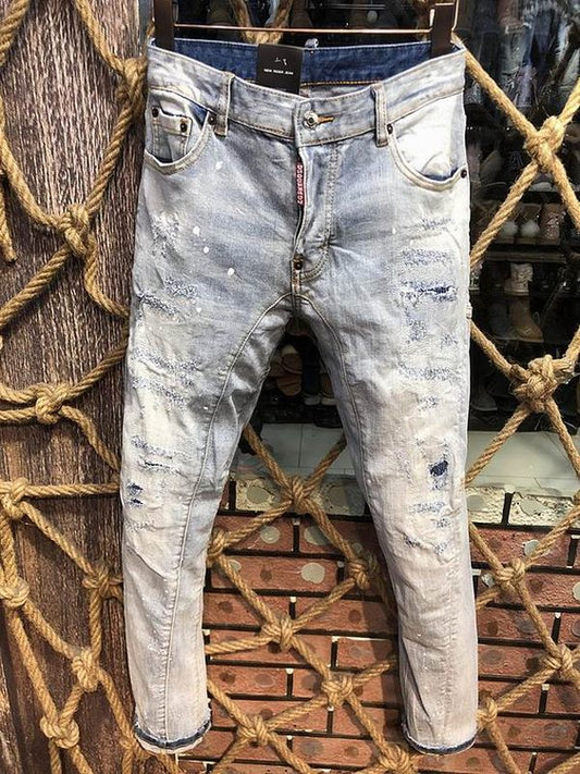les jeans DSquared2 pour homme combinent performance et style avec une touche de robustesse urbaine. distinctif.pas cher.le moins cher.