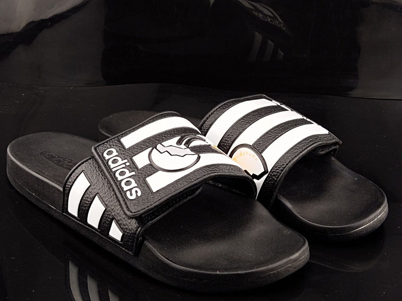 Les sandales claquettes Adidas sont un incontournable pour ceux qui recherchent un mélange parfait entre confort et style décontracté.