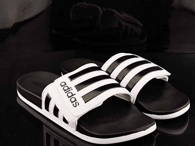 Les sandales claquettes Adidas sont un incontournable pour ceux qui recherchent un mélange parfait entre confort et style décontracté.
