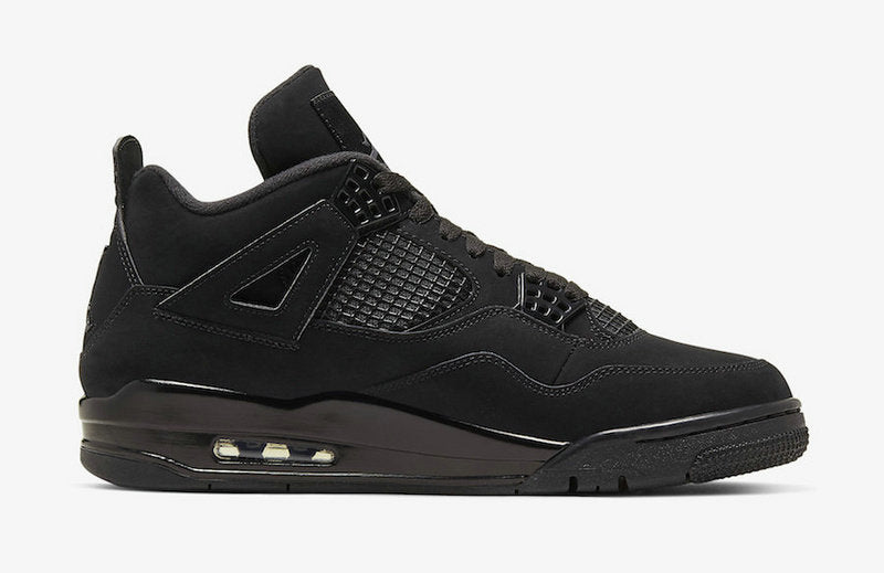 Les baskets grande taille Jordan 4 offrent le même style iconique que le modèle original, tout en répondant aux besoins des pointures supérieures.
