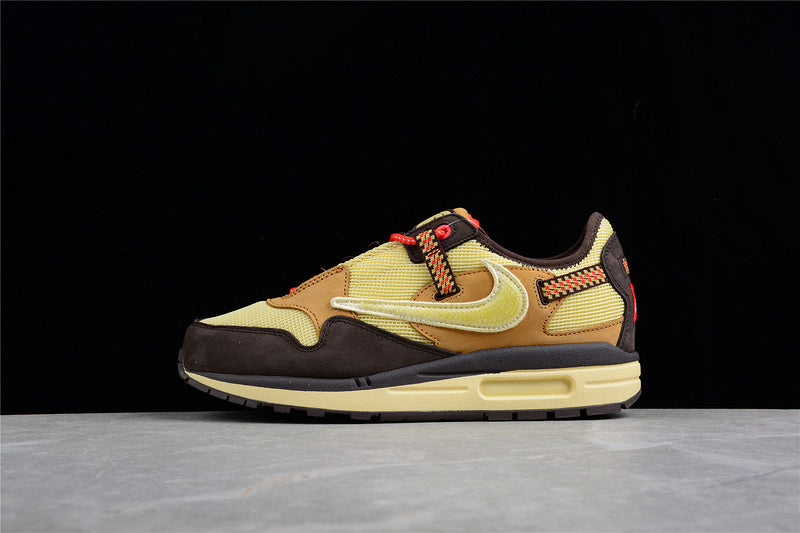 Les baskets grande taille Nike Air Max 1.
conservent l’élégance intemporelle du modèle original tout en s’adaptant parfaitement aux grandes pointures.