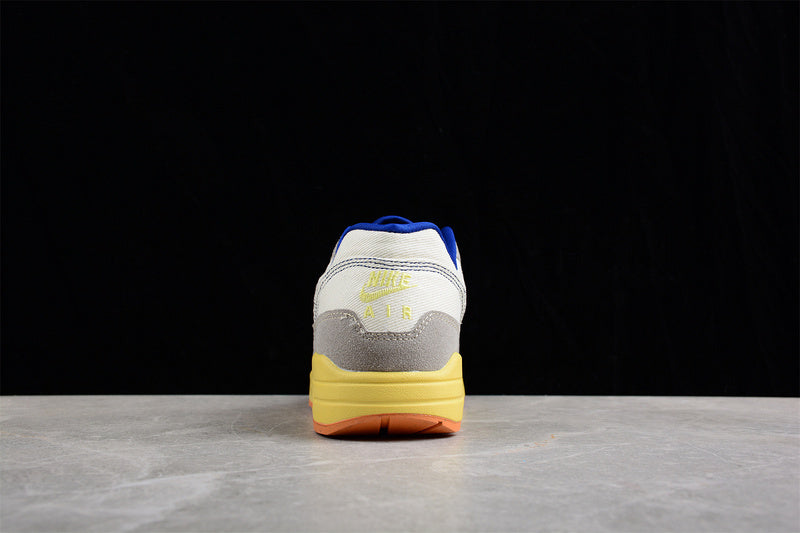 Les baskets grande taille Nike Air Max 1.
conservent l’élégance intemporelle du modèle original tout en s’adaptant parfaitement aux grandes pointures.