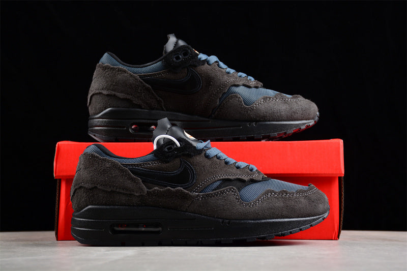 Les baskets grande taille Nike Air Max 1.
conservent l’élégance intemporelle du modèle original tout en s’adaptant parfaitement aux grandes pointures.
