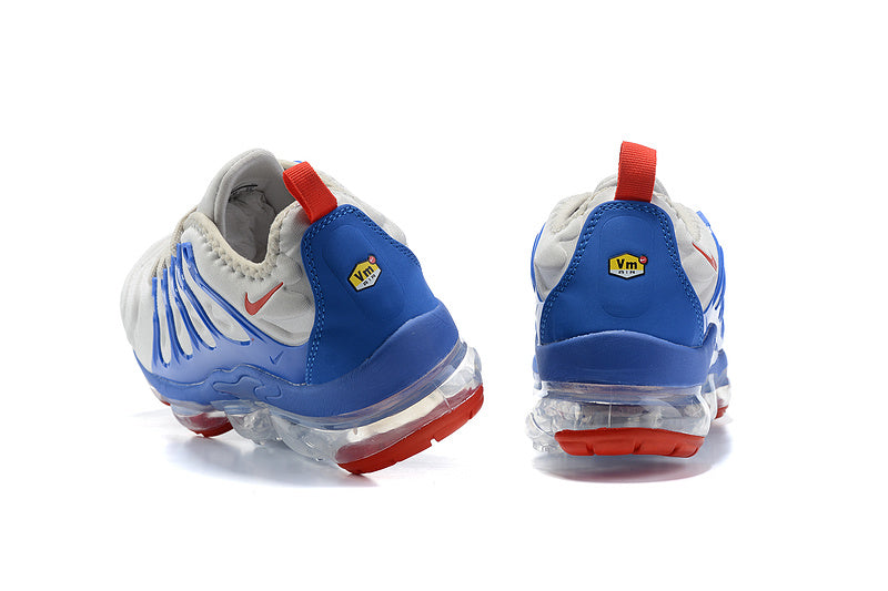 Les baskets grande taille Nike Vapormax Plus TN associent le design iconique des Air Max Plus à l’innovation de la semelle Vapormax.