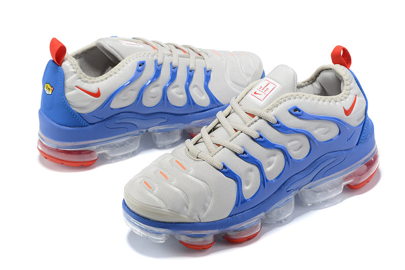 Les baskets grande taille Nike Vapormax Plus TN associent le design iconique des Air Max Plus à l’innovation de la semelle Vapormax.