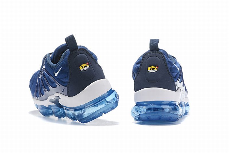 Les baskets grande taille Nike Vapormax Plus TN associent le design iconique des Air Max Plus à l’innovation de la semelle Vapormax.
