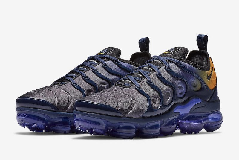 Les baskets grande taille Nike Vapormax Plus TN associent le design iconique des Air Max Plus à l’innovation de la semelle Vapormax.