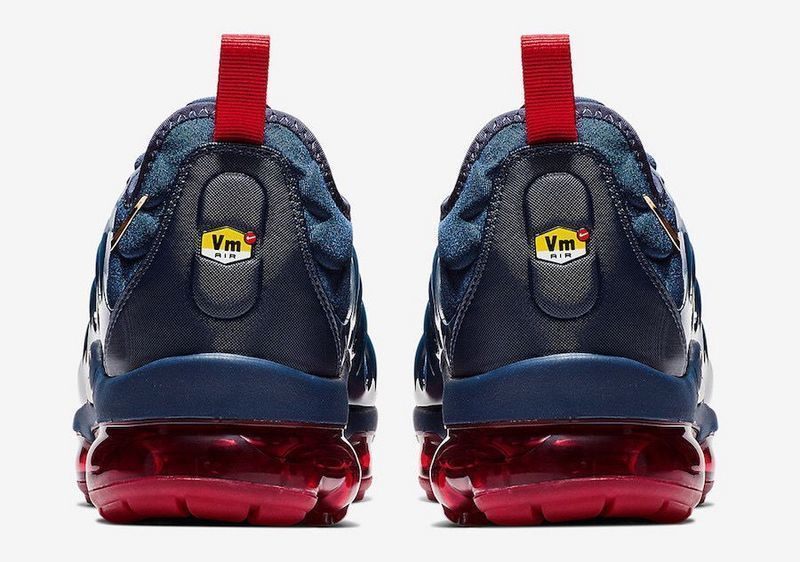 Les baskets grande taille Nike Vapormax Plus TN associent le design iconique des Air Max Plus à l’innovation de la semelle Vapormax.