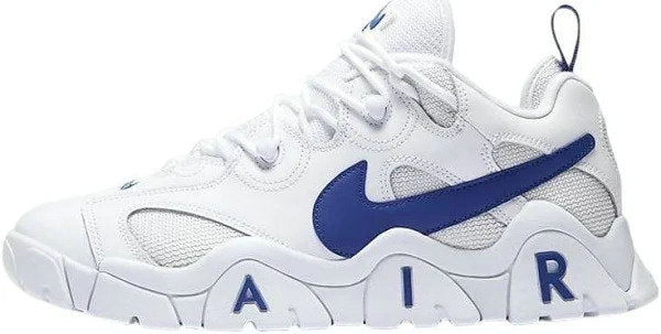 Les baskets Nike Air Barrage allient style audacieux et innovation technique. Leur design rétro-futuriste et leurs détails emblématiques attirent les amateurs de mode