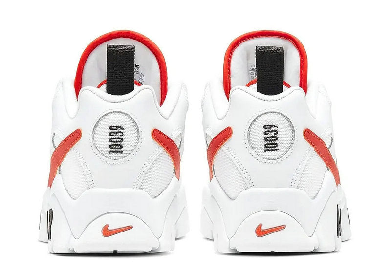 Les baskets Nike Air Barrage allient style audacieux et innovation technique. Leur design rétro-futuriste et leurs détails emblématiques attirent les amateurs de mode