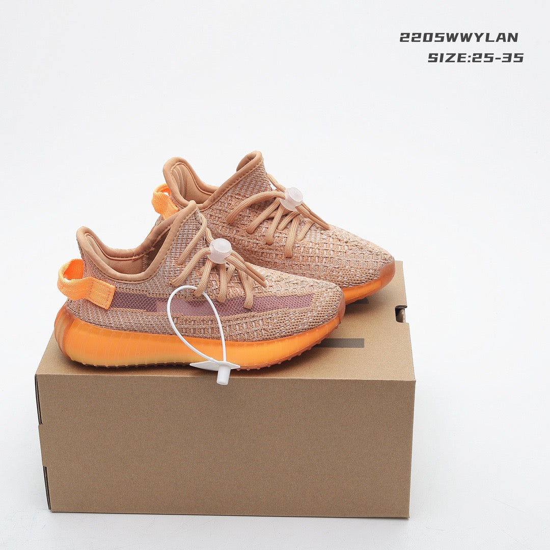 Les baskets pour enfants disponibles sur Yourstyles.fr sont conçues.
pour accompagner les plus jeunes dans toutes leurs activités, en alliant confort, résistance et style dynamique.