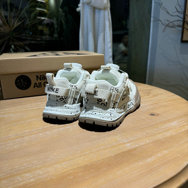 Baskets pour Enfants Nike randonnée