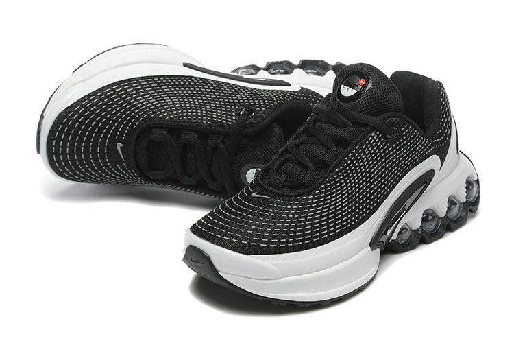 Les baskets pour enfants disponibles sur Yourstyles.fr sont conçues.
pour accompagner les plus jeunes dans toutes leurs activités, en alliant confort, résistance et style dynamique.
