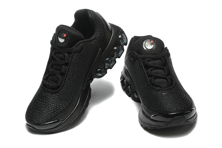 Les baskets pour enfants disponibles sur Yourstyles.fr sont conçues.
pour accompagner les plus jeunes dans toutes leurs activités, en alliant confort, résistance et style dynamique.