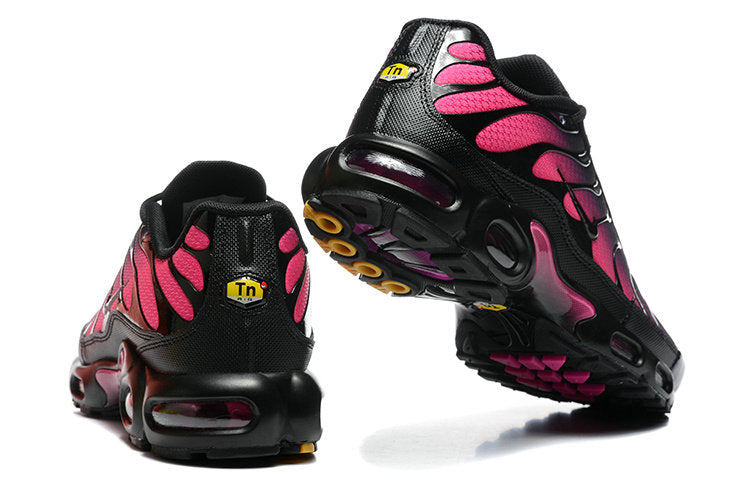 Les Baskets Nike Air Max Tn incarnent un style emblématique et une performance supérieure. Pas cher. Le moin cher.