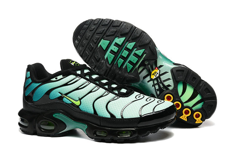 Les Baskets Nike Air Max Tn incarnent un style emblématique et une performance supérieure. Pas cher. Le moin cher.