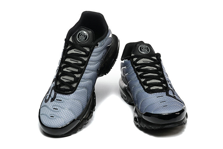 Les Baskets Nike Air Max Tn incarnent un style emblématique et une performance supérieure. Pas cher. Le moin cher.