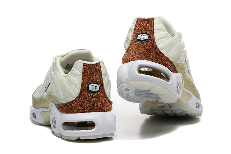Les  Baskets Nike Air Max Tn incarnent un style emblématique et une performance supérieure. Pas cher. Le moin cher.