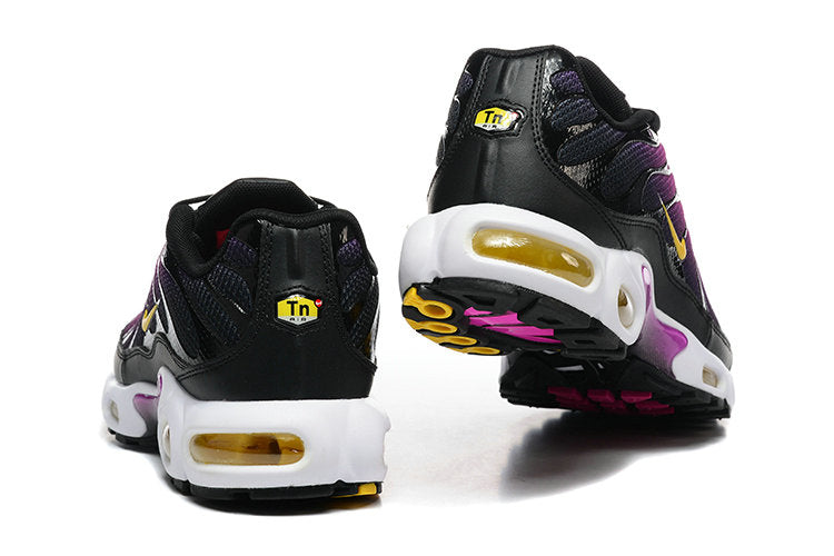 Les  Baskets Nike Air Max Tn incarnent un style emblématique et une performance supérieure. Pas cher. Le moin cher.