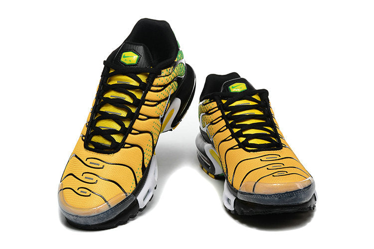 Les Baskets Nike Air Max Tn incarnent un style emblématique et une performance supérieure. Pas cher. Le moin cher.