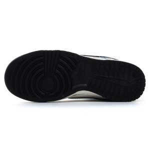 Les baskets Nike SB Dunk allient un style emblématique à un confort supérieur. Leur design légendaire et leurs matériaux de haute qualité. Pas cher.le moins cher .