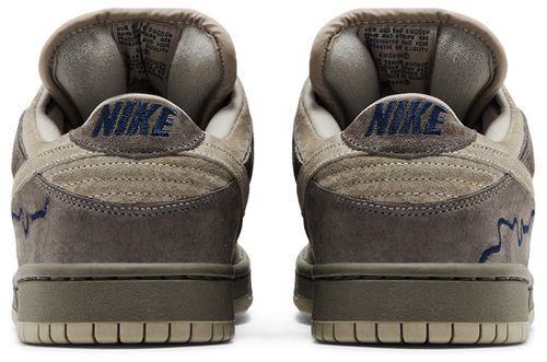 Les baskets Nike SB Dunk allient un style emblématique à un confort supérieur. Leur design légendaire et leurs matériaux de haute qualité. Pas cher.le moins cher .