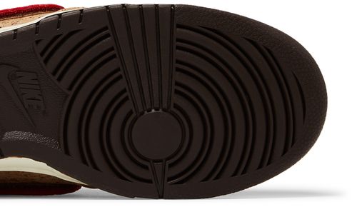 Les baskets Nike SB Dunk allient un style emblématique à un confort supérieur. Leur design légendaire et leurs matériaux de haute qualité. Pas cher.le moins cher .