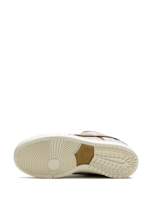 Les baskets Nike SB Dunk allient un style emblématique à un confort supérieur. Leur design légendaire et leurs matériaux de haute qualité. Pas cher.le moins cher .