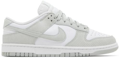 Les baskets Nike SB Dunk allient un style emblématique à un confort supérieur. Leur design légendaire et leurs matériaux de haute qualité. Pas cher.le moins cher .