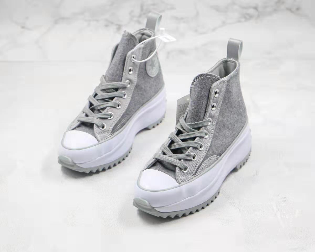 Les baskets Converse Femme se distinguent par leur design iconique et leur esthétique vintage. exceptionnel les couleurs de l'Amérique