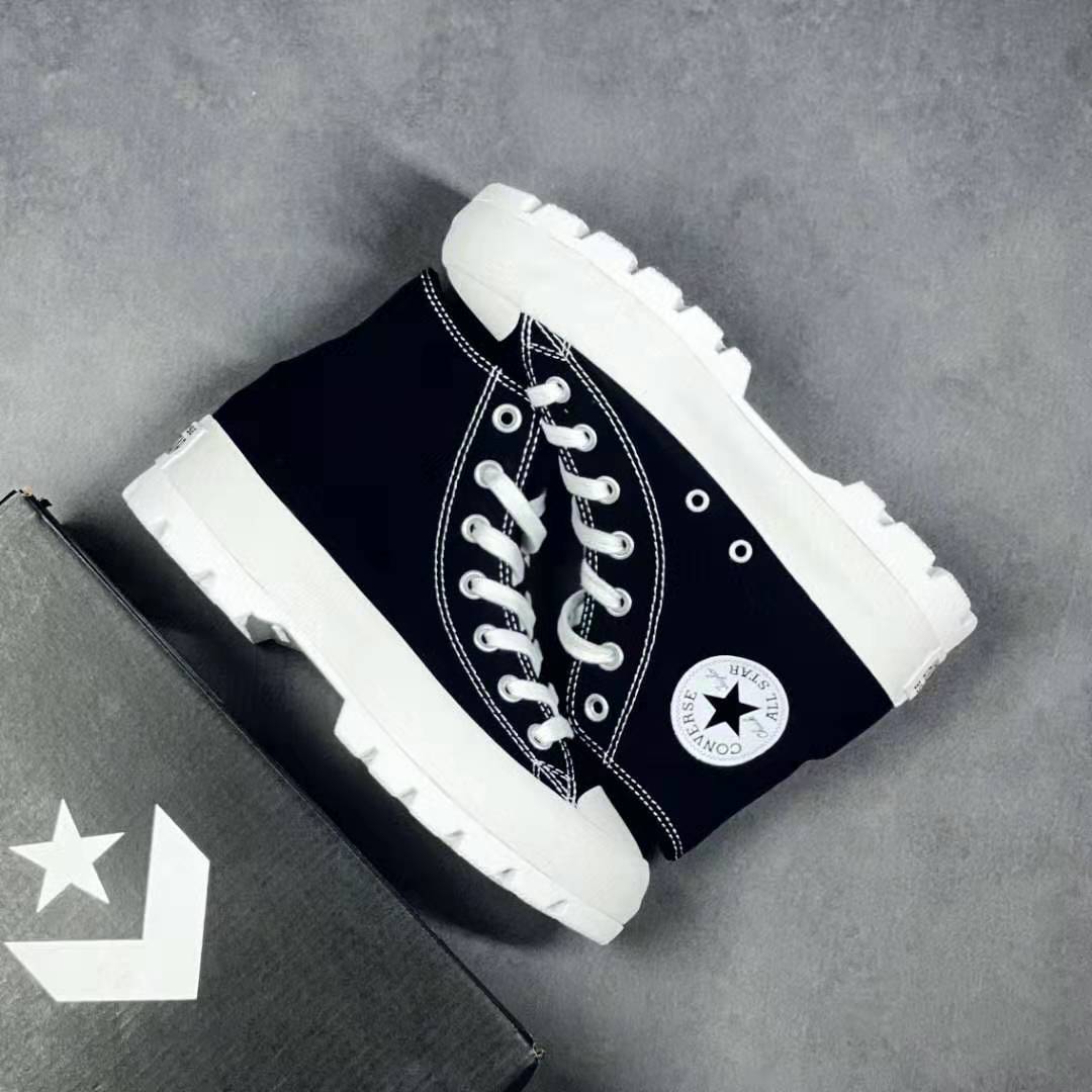 Les baskets Converse Femme se distinguent par leur design iconique et leur esthétique vintage. exceptionnel les couleurs de l'Amérique