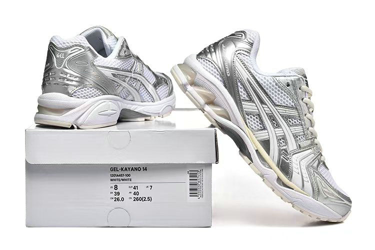 Les Baskets ASICS GEL-KAYANO 14 offrent une combinaison parfaite de style et de performance. Leur design élégant et leurs technologies de pointe