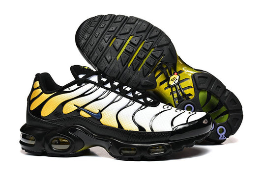 Les  Baskets Nike Air Max Tn incarnent un style emblématique et une performance supérieure.
 
Par ailleurs, leur design distinctif et leur utilisation de matériaux de haute qualité en font un choix incontournable.