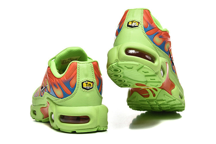 Les Baskets Nike Air Max Tn incarnent un style emblématique et une performance supérieure.
Par ailleurs, leur design distinctif et leur utilisation de matériaux de haute qualité en font un choix incontournable.