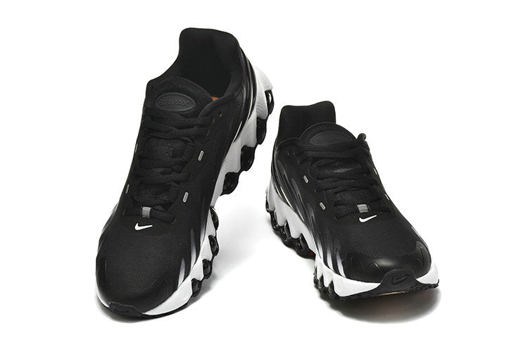 Les baskets Nike Air Max DN8 combinent innovation et design moderne pour offrir un style dynamique et une performance inégalée.pas cher . Le moins cher.
