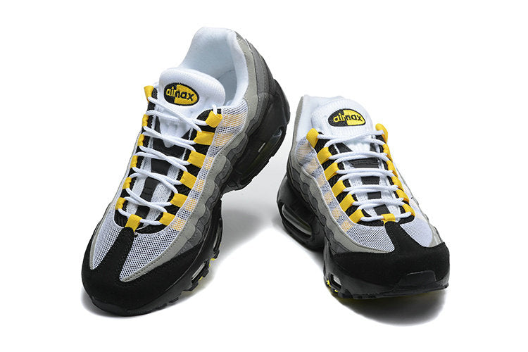 Les baskets Nike Air Max 95 sont synonymes de style emblématique et de confort absolu. Leur design distinctif. Pas cher. Le moins cher.