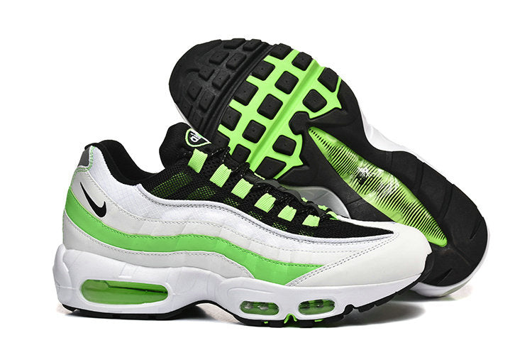 Les baskets Nike Air Max 95 sont synonymes de style emblématique et de confort absolu. Leur design distinctif. Pas cher. Le moins cher.