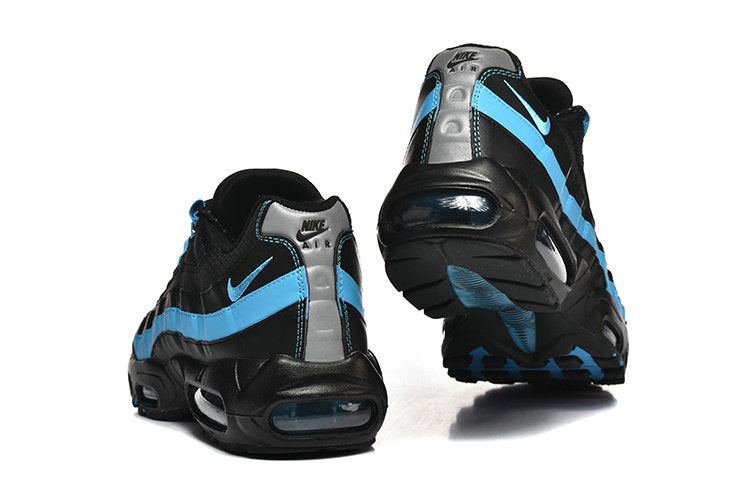 Les baskets Nike Air Max 95 sont synonymes de style emblématique et de confort absolu. Leur design distinctif. Pas cher. Le moins cher.