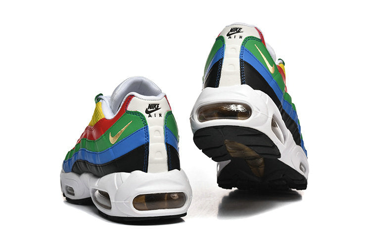 Les baskets Nike Air Max 95 sont synonymes de style emblématique et de confort absolu. Leur design distinctif. Pas cher. Le moins cher.