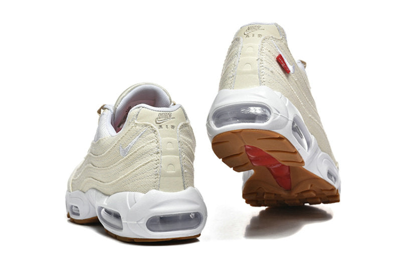 Les baskets Nike Air Max 95 sont synonymes de style emblématique et de confort absolu. Leur design distinctif. Pas cher. Le moins cher.