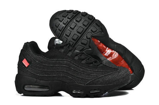 Les baskets Nike Air Max 95 sont synonymes de style emblématique et de confort absolu. Leur design distinctif. Pas cher. Le moins cher.