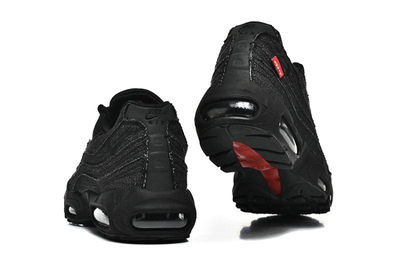 Les baskets Nike Air Max 95 sont synonymes de style emblématique et de confort absolu. Leur design distinctif. Pas cher. Le moins cher.