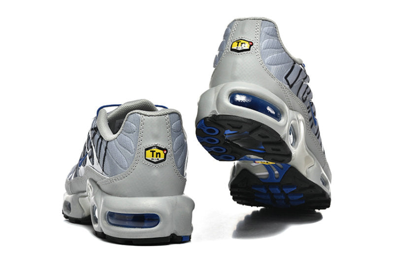 Les Baskets Nike Air Max Tn incarnent un style emblématique et une performance supérieure.
Par ailleurs, leur design distinctif et leur utilisation de matériaux de haute qualité en font un choix incontournable.