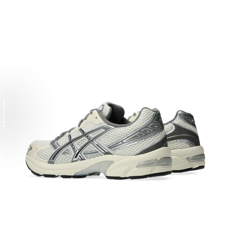 Les baskets Asics offrent une combinaison parfaite de style et de performance. Leur design élégant et leurs technologies de pointe les rendent idéales pour les couleur.