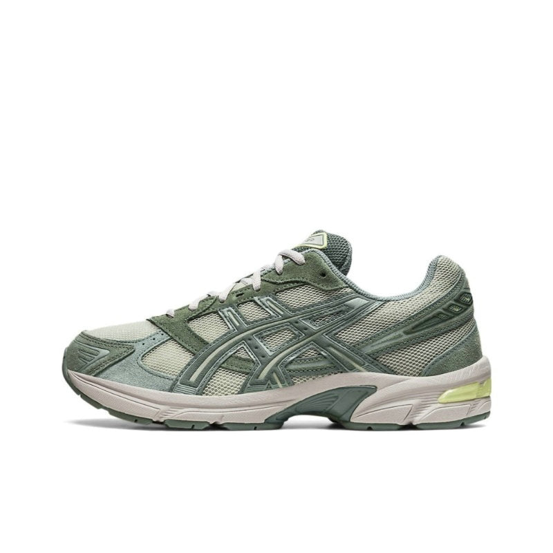 Les baskets Asics offrent une combinaison parfaite de style et de performance. Leur design élégant et leurs technologies de pointe les rendent idéales pour les couleur.