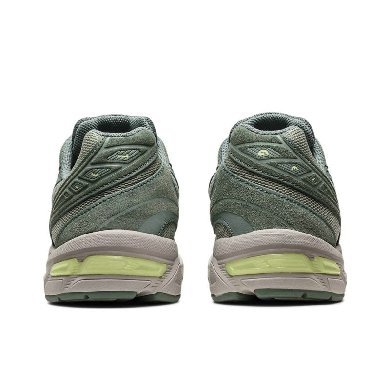 Les baskets Asics offrent une combinaison parfaite de style et de performance. Leur design élégant et leurs technologies de pointe les rendent idéales pour les couleur.