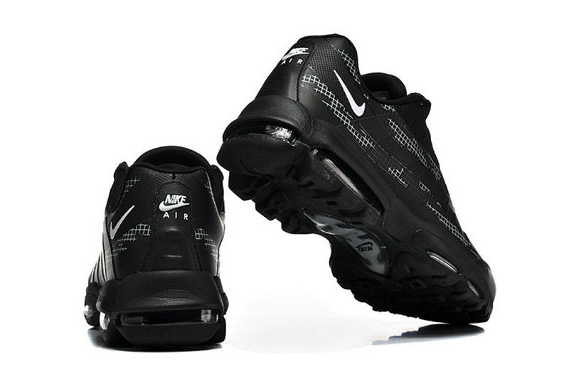 Les baskets Nike Air Max 95 sont synonymes de style emblématique et de confort absolu. Leur design distinctif. Pas cher. Le moins cher.