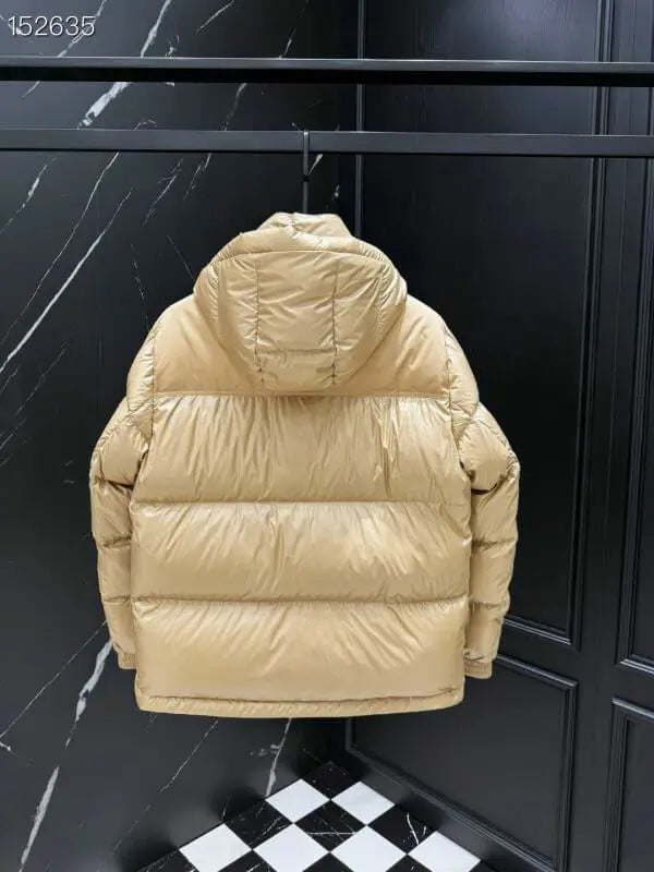Les Doudoune Burberry l'élégance et la qualité, offrant expérience exceptionnelle. design raffiné matériaux de haute qualité.pas cher. Le moins cher.