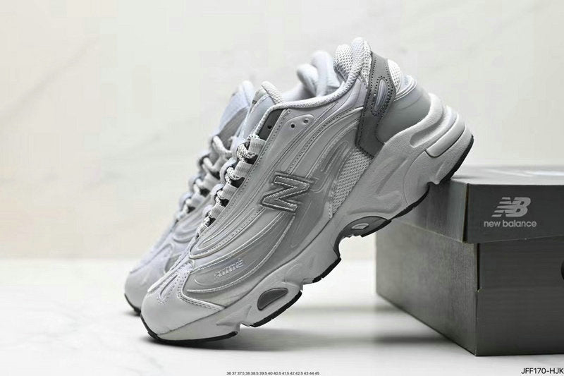 Les baskets New Balance allient style et confort. Leur design classique et leurs matériaux de haute qualité en font un choix idéal pour les amateurs de sneakers.pas cher. Le moins cher.